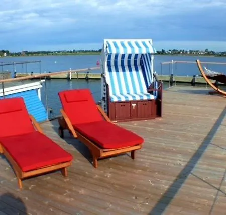 Hausboot Isa-bella Botel