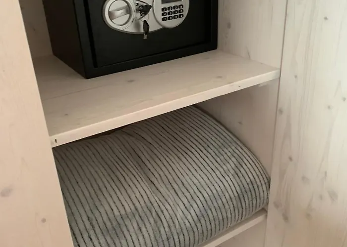 Πλωτό κατάλυμα Hausboot Isa-bella Burg (Dithmarschen)